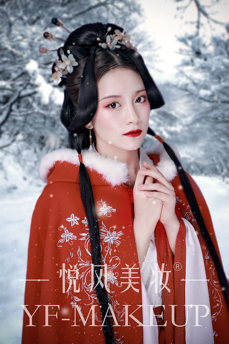 银雪虽然无色，却美得令人失魂——冰雪古装