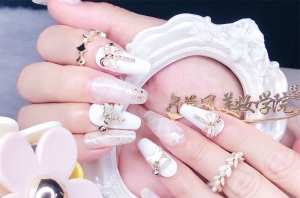 贵阳哪里有靠谱的美甲培训？