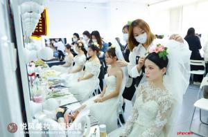 学员的真诚推荐：悦风美妆学院值得信赖！