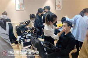 零基础学化妆，我收获的不只是技术